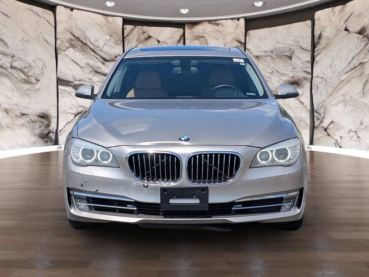 Used 2013 BMW 740Li xDrive AWD/4WD image 20