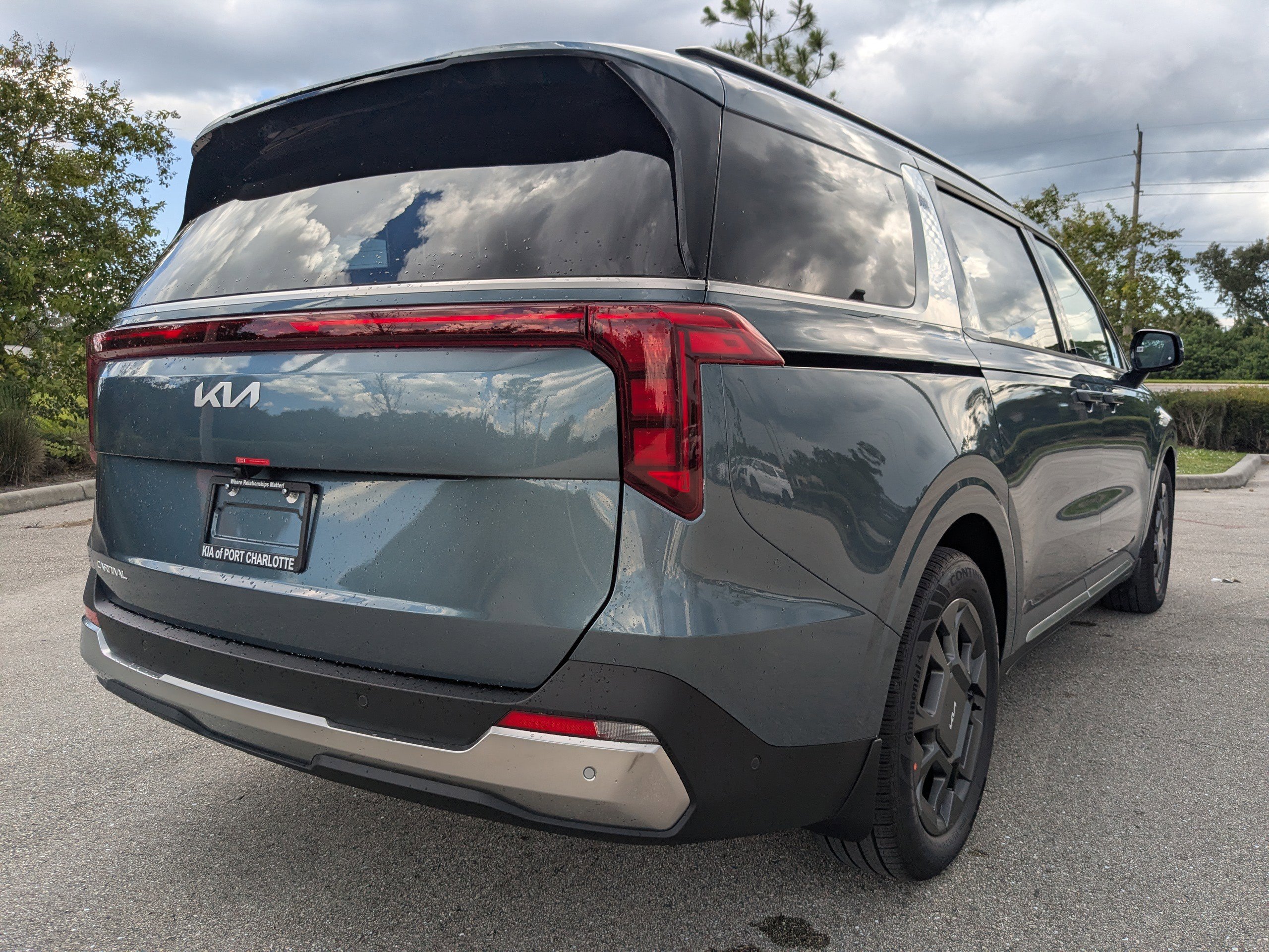 New 2026 Kia Carnival SX image 5