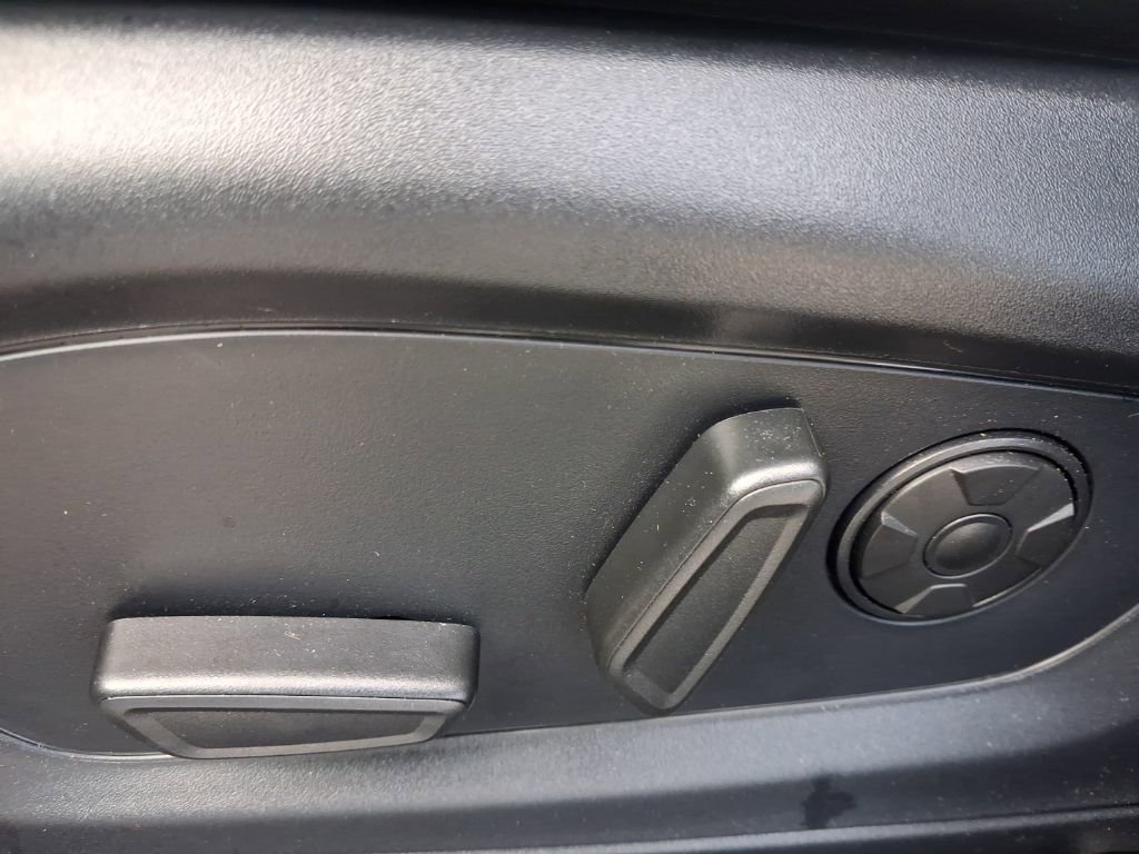 Used 2025 Ford Explorer ST w/ Sun And Sound Package image 20