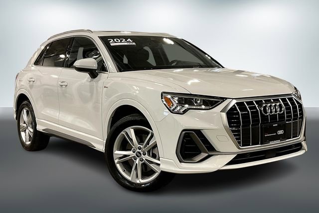 Certified 2024 Audi Q3 2.0T Premium Plus w/ Premium Plus Package