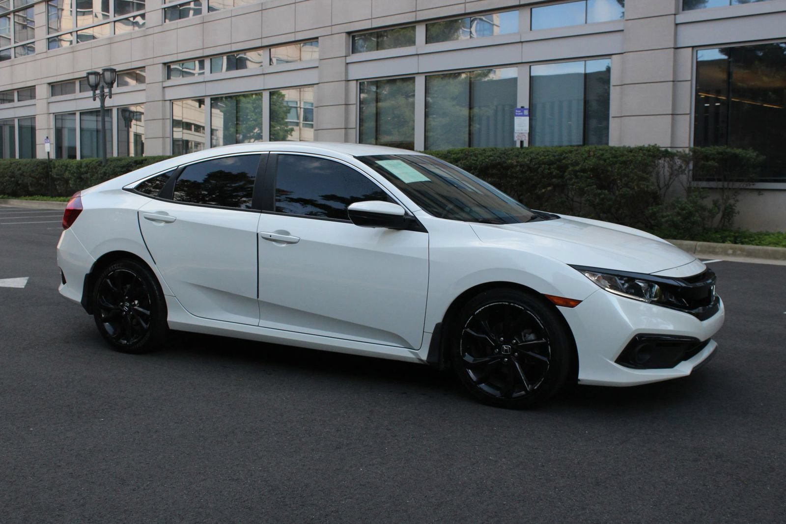 Used 2019 Honda Civic Sport image 2