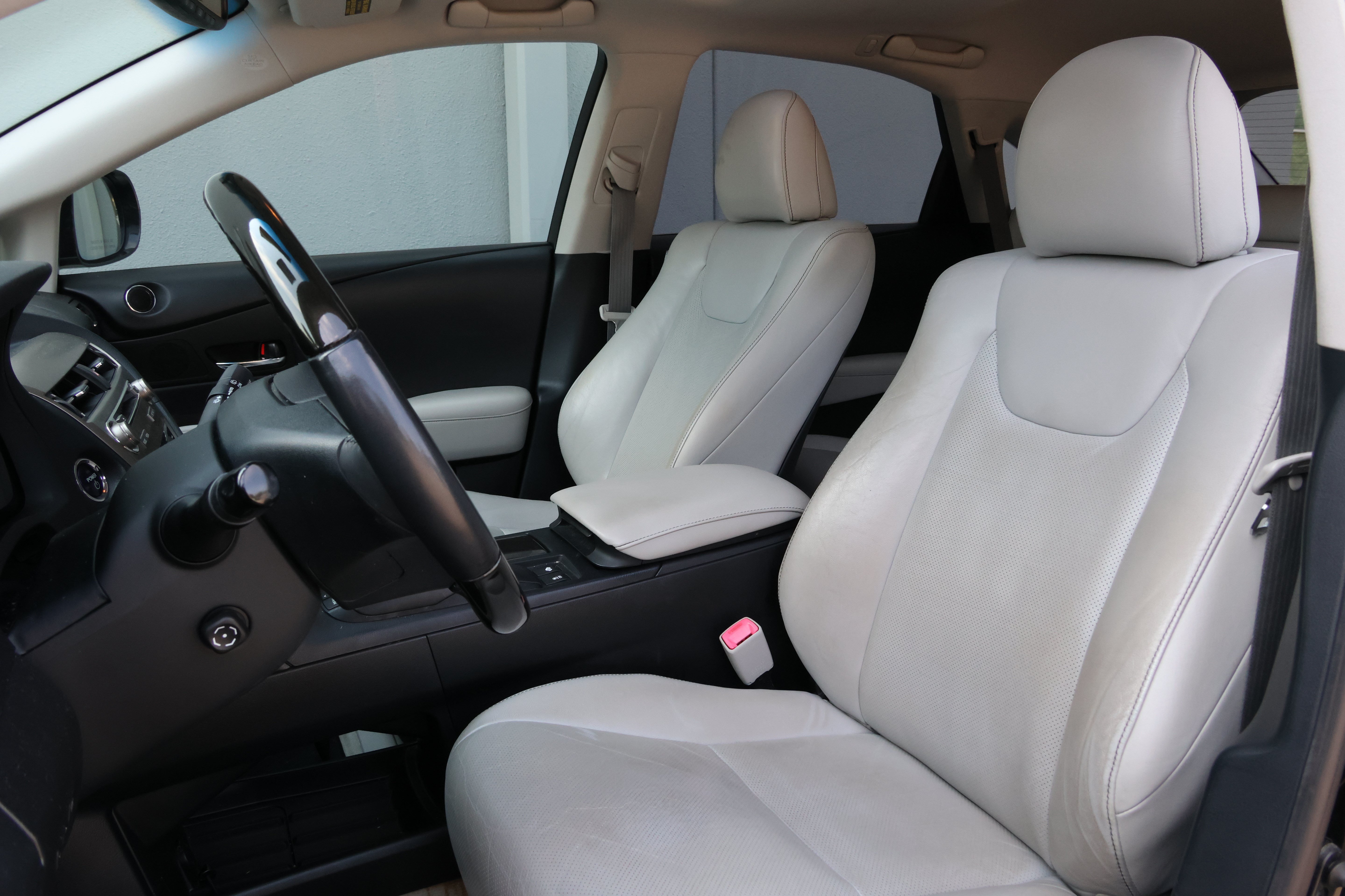 Used 2013 Lexus RX 450h FWD w/ Navigation Pkg image 33