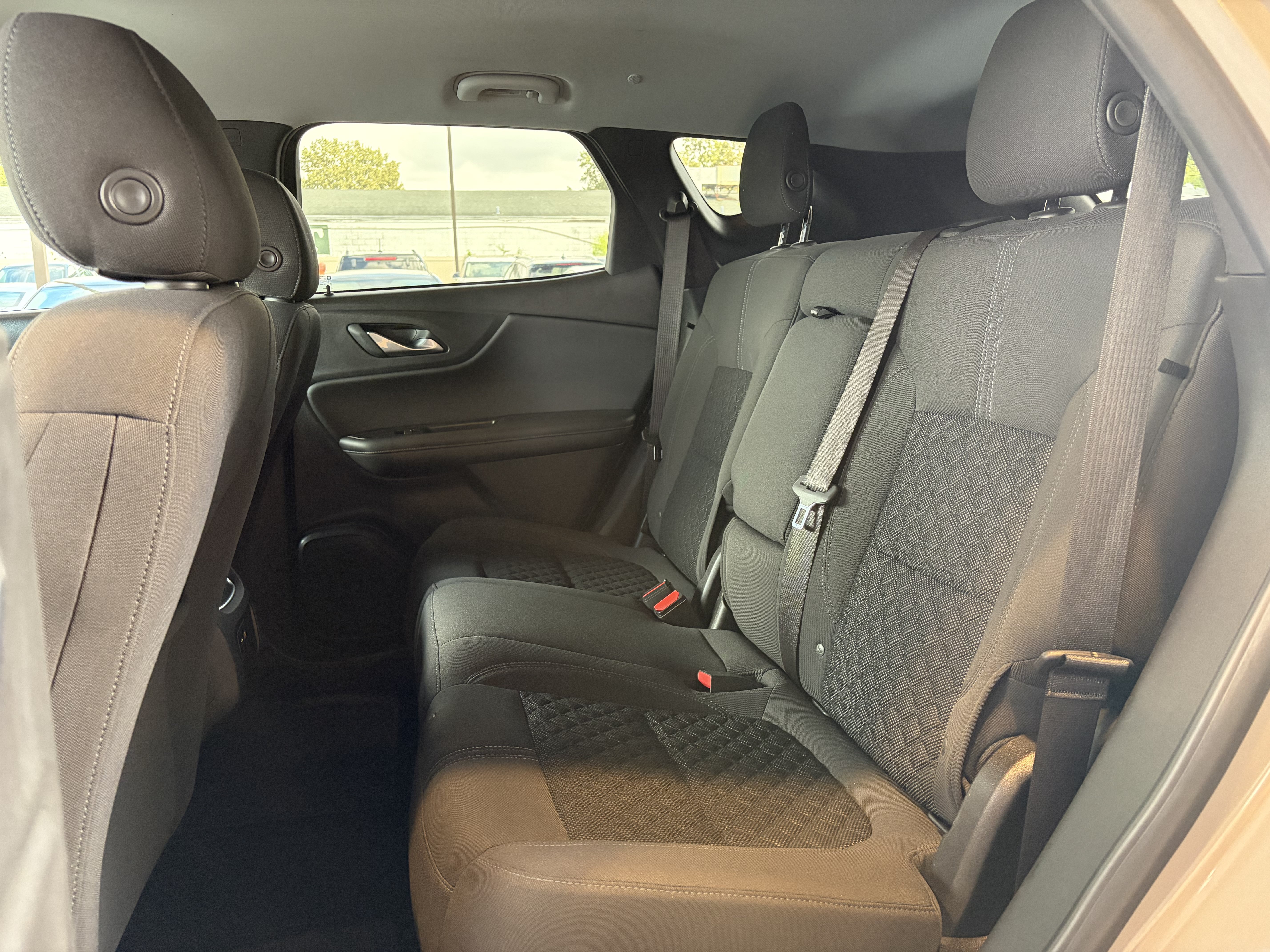 Used 2021 Chevrolet Blazer LT FWD image 23
