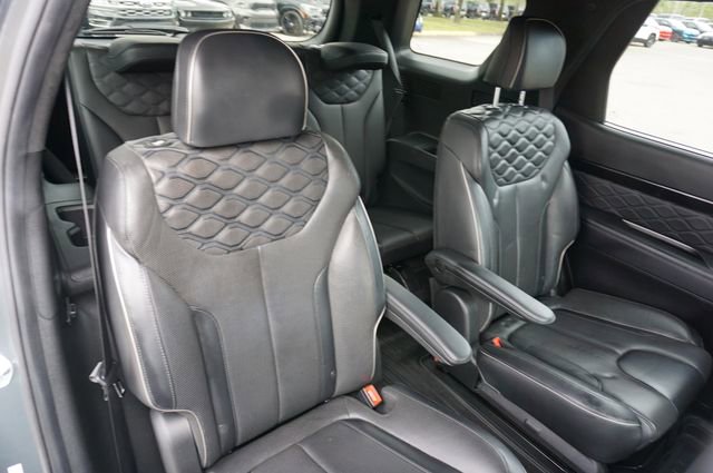 Used 2020 Hyundai Palisade Limited FWD image 12