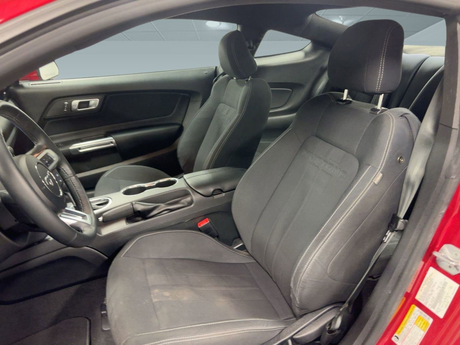 Used 2023 Ford Mustang EcoBoost image 5