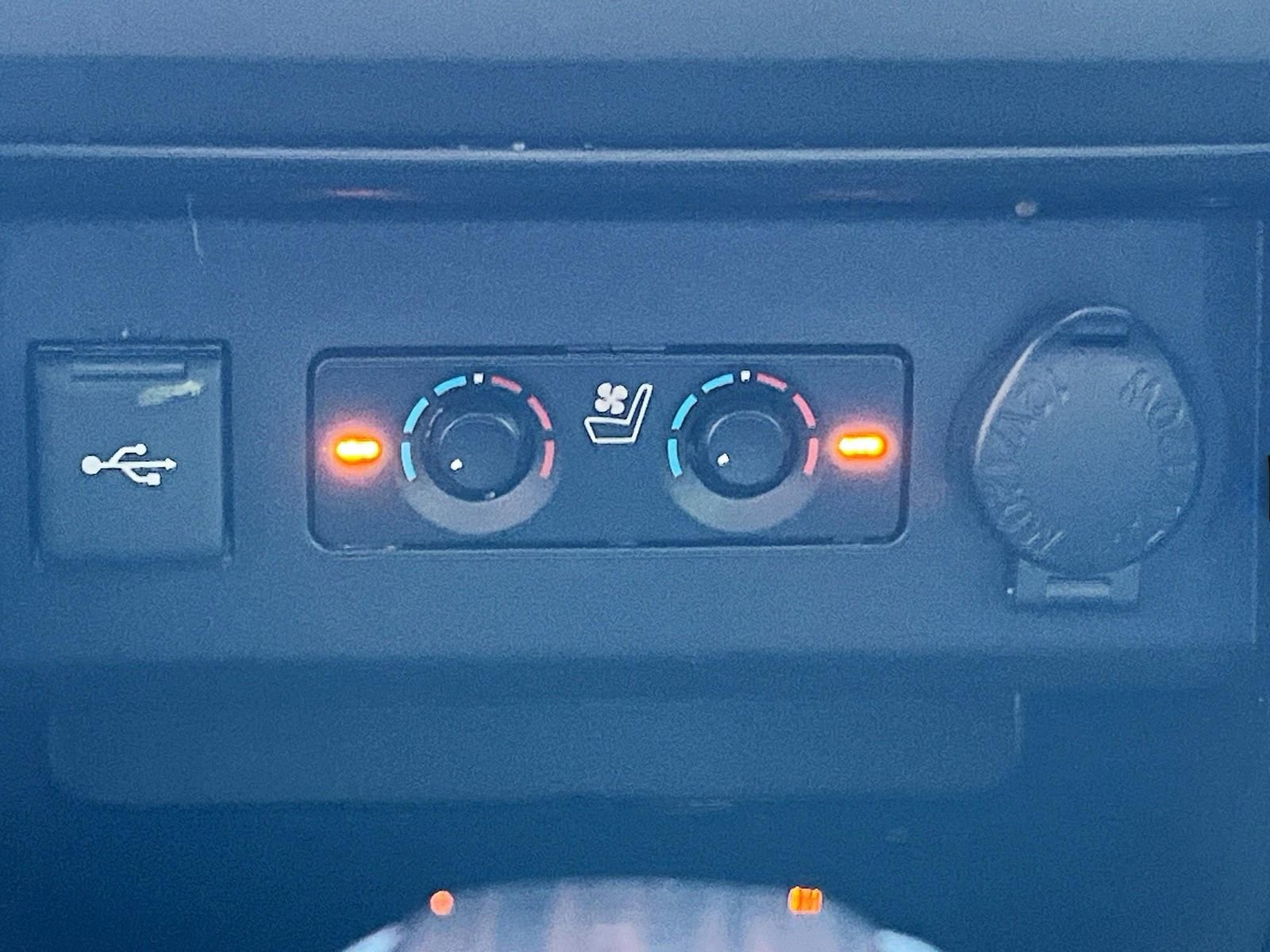 Used 2023 Toyota 4Runner Limited AWD/4WD image 21