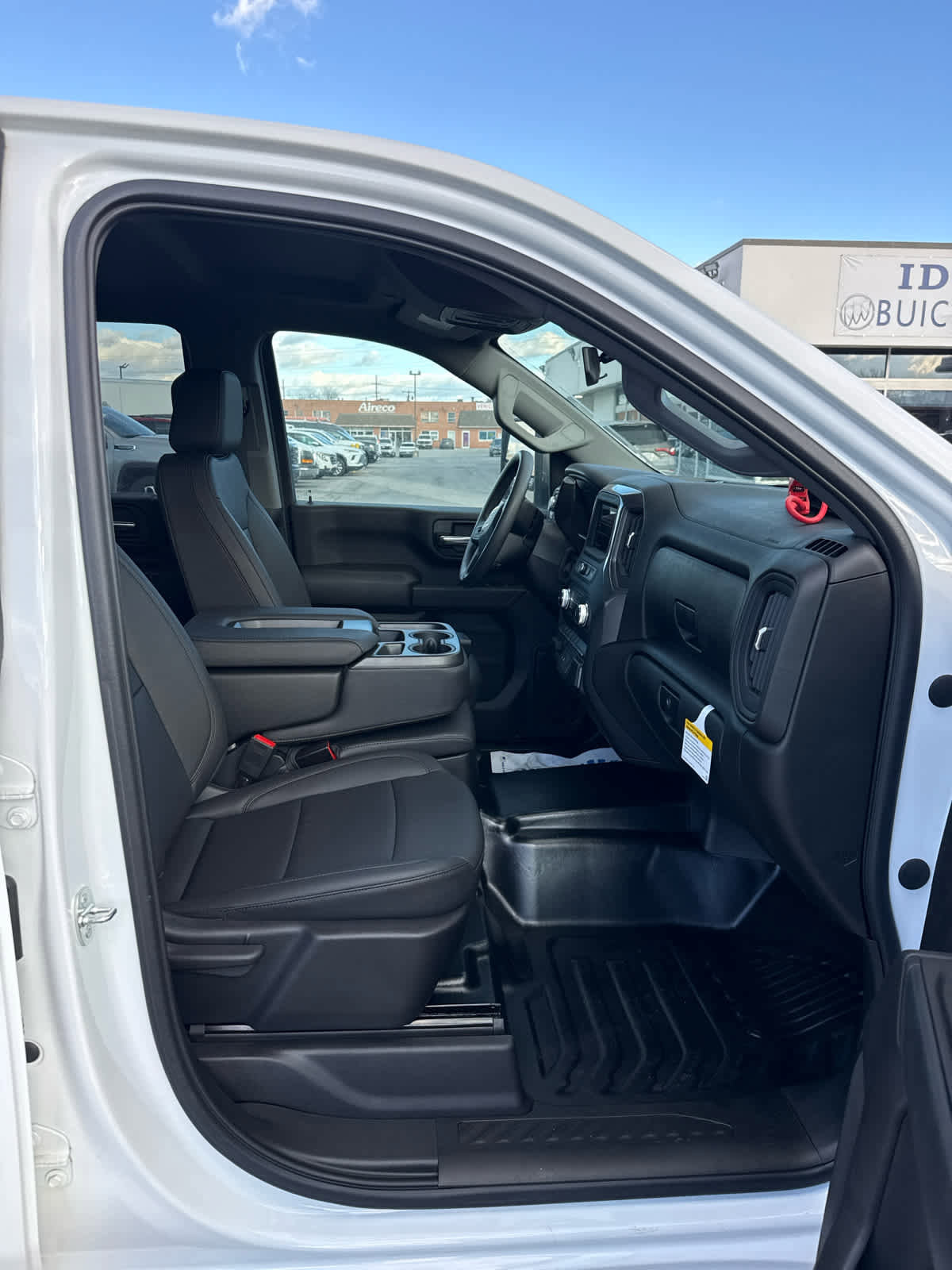 New 2024 GMC Sierra 2500 Pro w/ Convenience Package image 15