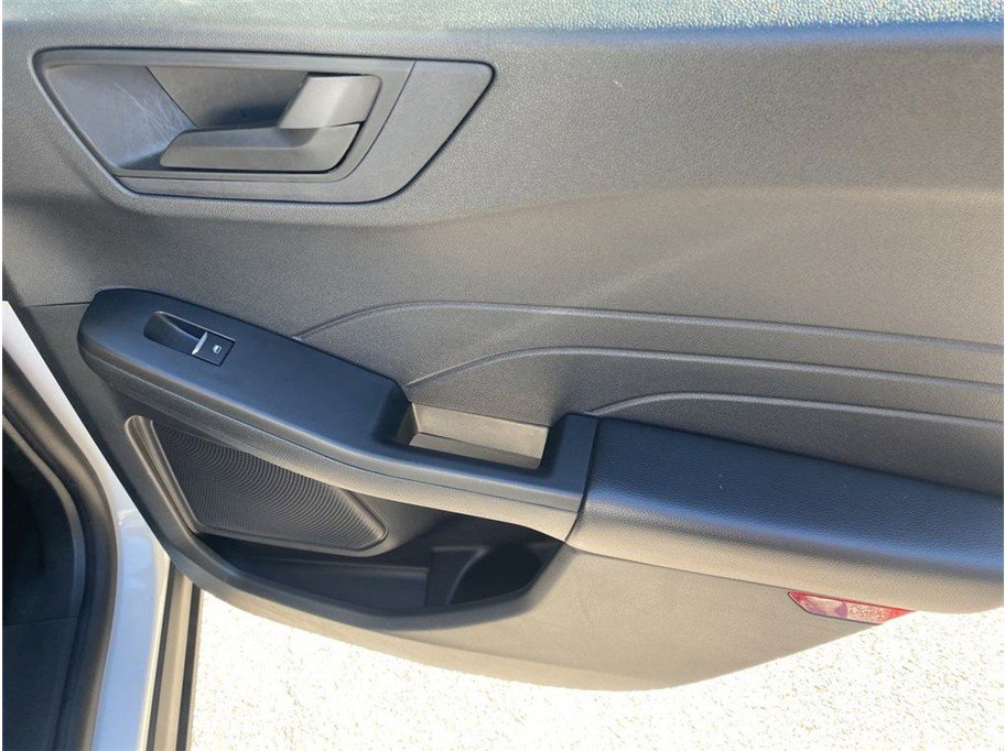 Used 2022 Ford Escape SE image 28