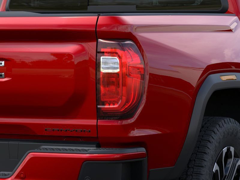 New 2026 GMC Canyon Denali w/ LPO, Black Badging Package AWD/4WD image 11
