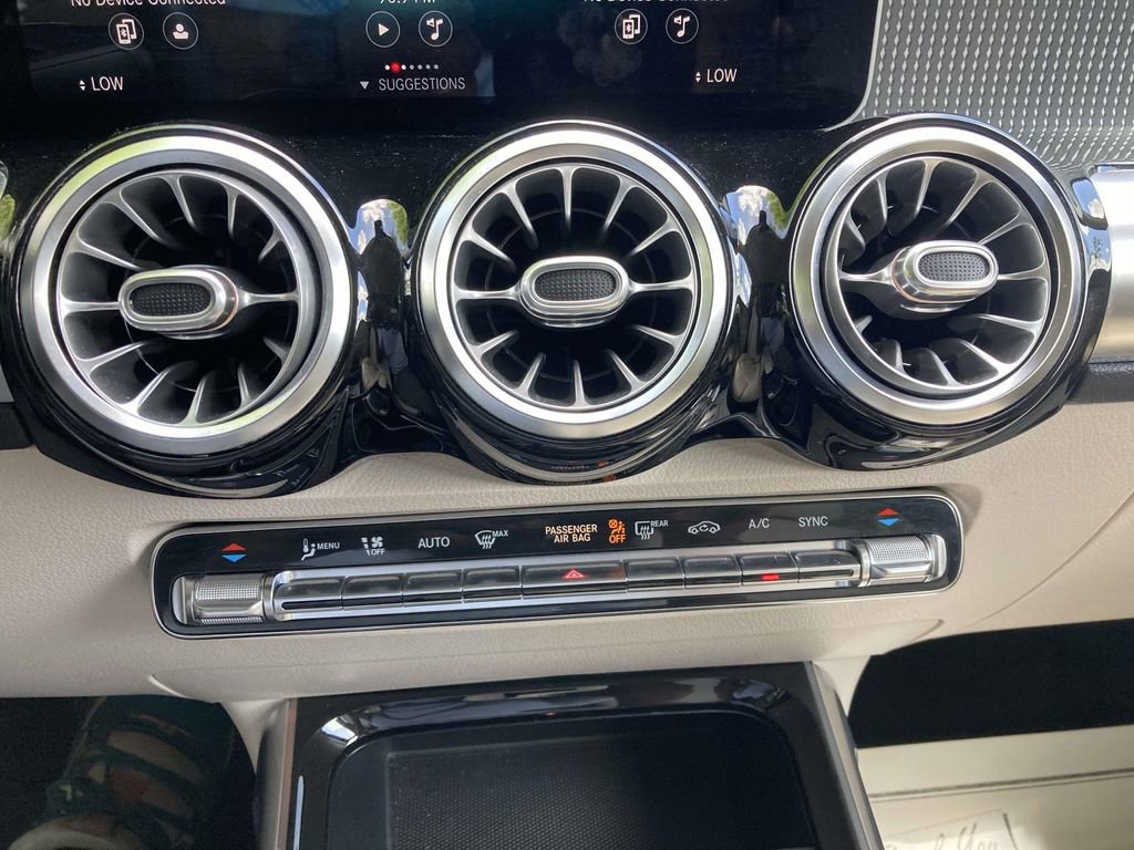 Used 2020 Mercedes-Benz GLB 250 image 14