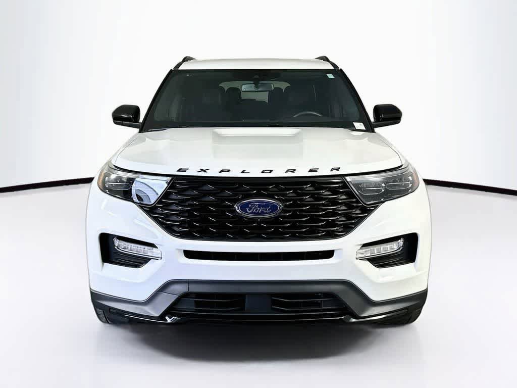 Used 2024 Ford Explorer ST-Line w/ Class IV Trailer Tow Package AWD/4WD image 6