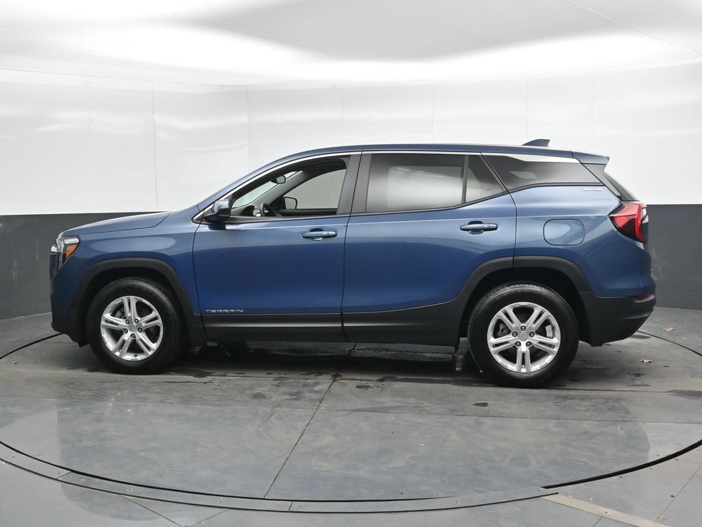 Used 2024 GMC Terrain SLE AWD/4WD image 10