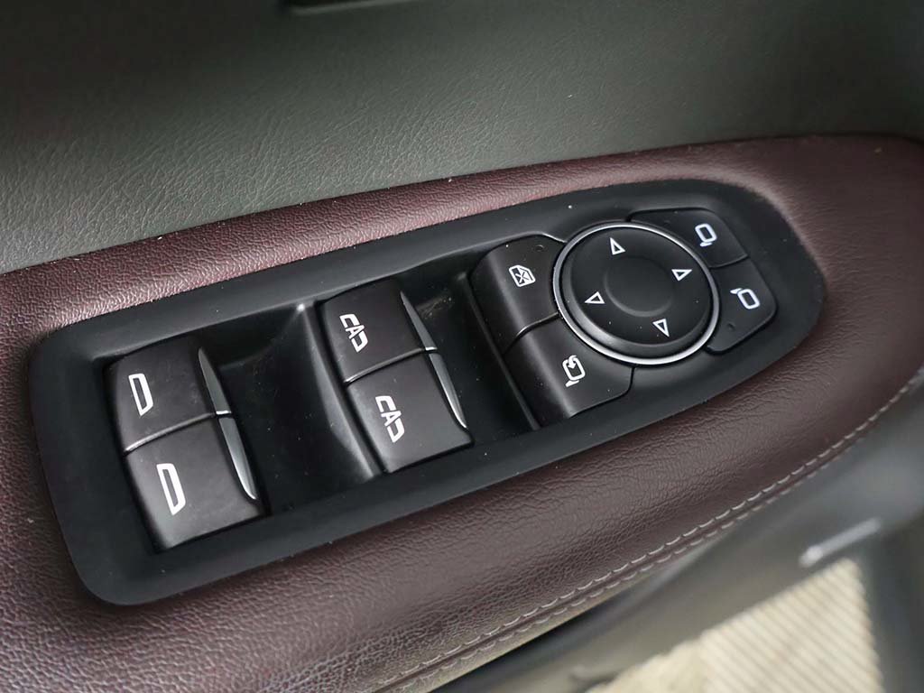 Used 2023 Cadillac XT6 Premium Luxury AWD/4WD image 44