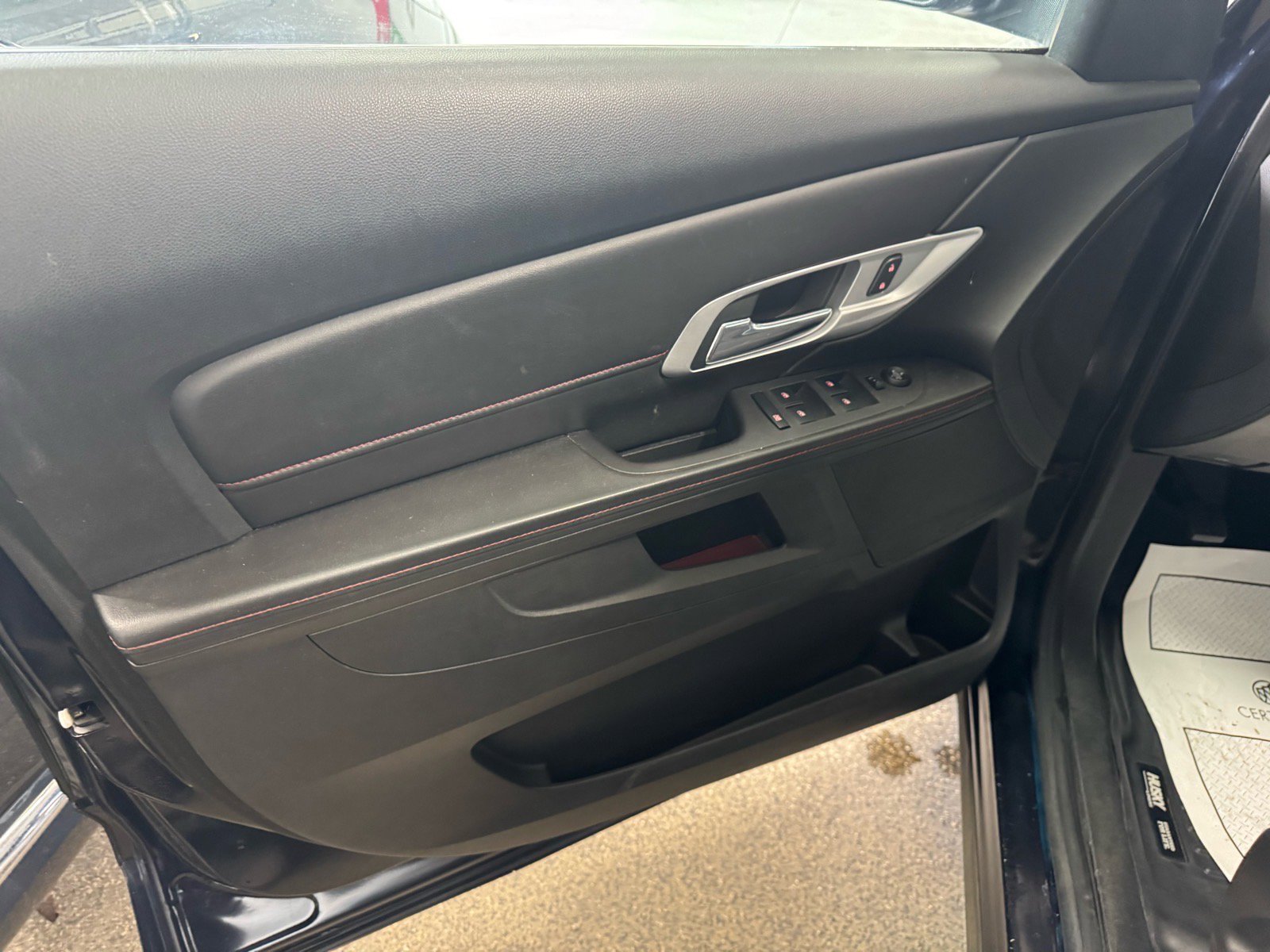 Used 2015 GMC Terrain SLE image 14