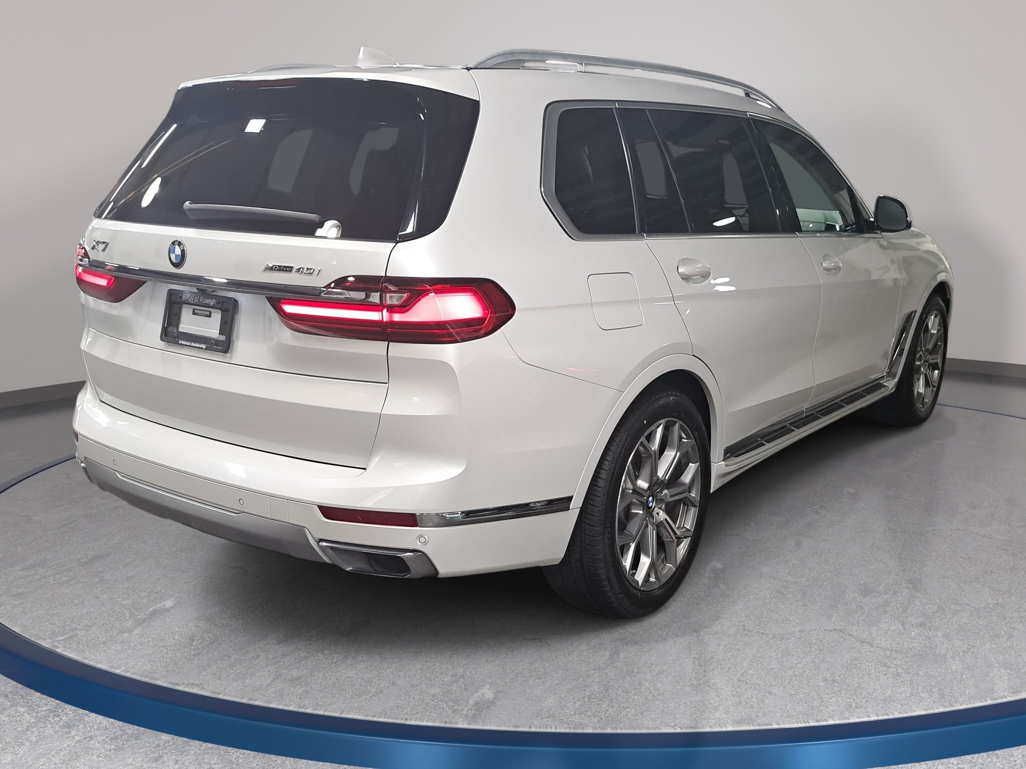 Used 2020 BMW X7 xDrive40i w/ Luxury Seating Package AWD/4WD image 5