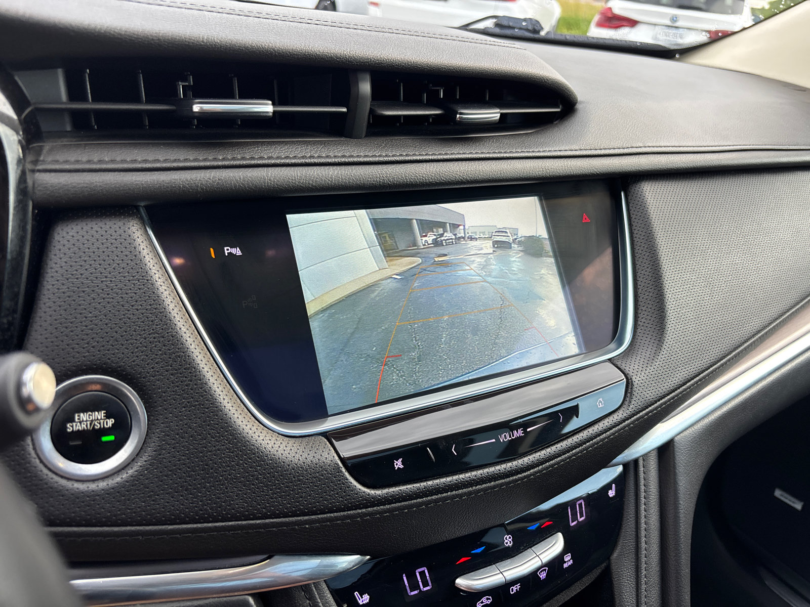 Used 2018 Cadillac XT5 Luxury w/ Driver Awareness Package FWD image 20