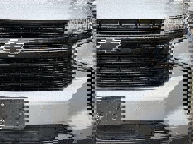 Used 2024 Chevrolet Suburban RST image 8