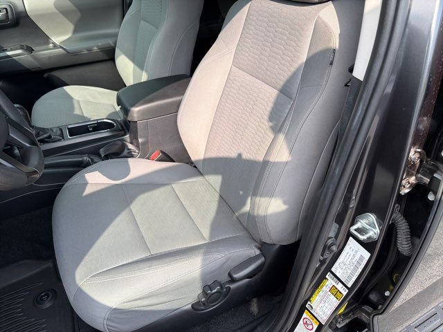 Used 2019 Toyota Tacoma SR w/ SR Convenience Package AWD/4WD image 16