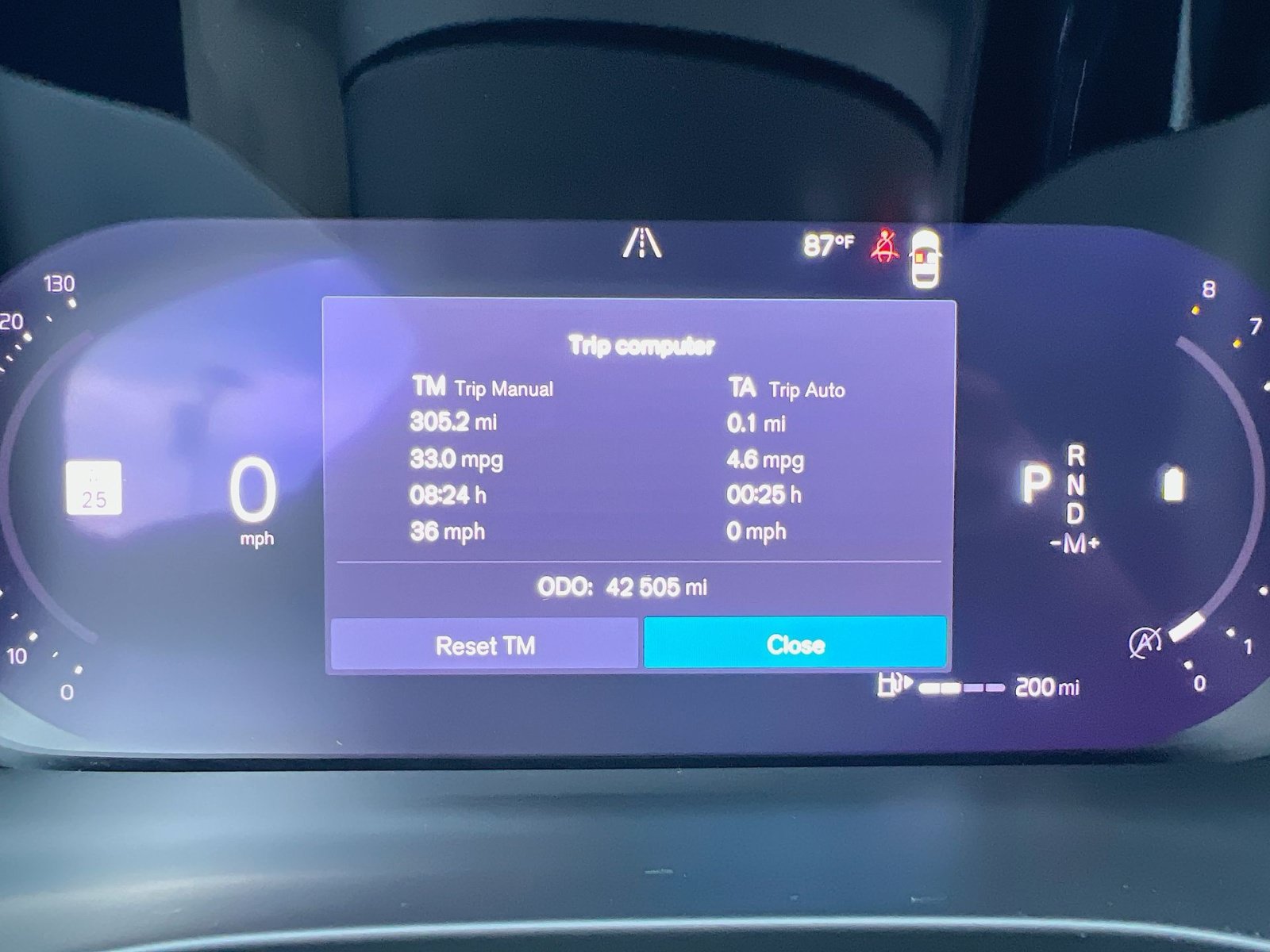 Certified 2023 Volvo XC40 B5 Plus w/ Climate Package AWD/4WD image 17