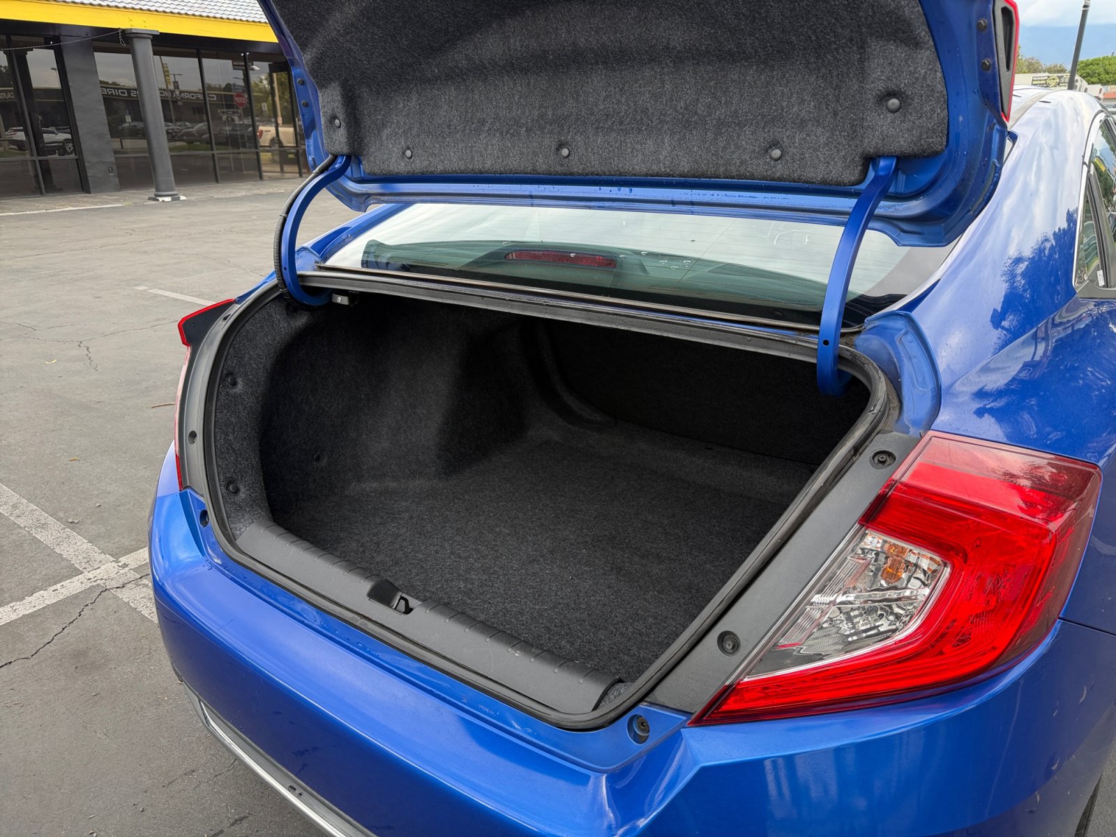 Used 2020 Honda Civic LX image 19