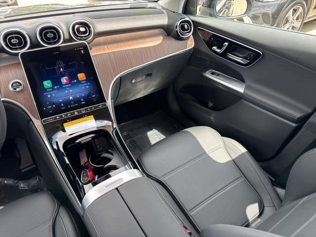 New 2025 Mercedes-Benz GLC 350e 4MATIC image 10
