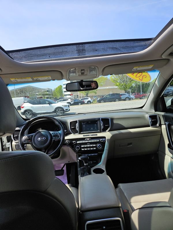 Used 2018 Kia Sportage EX w/ EX Premium Package image 17