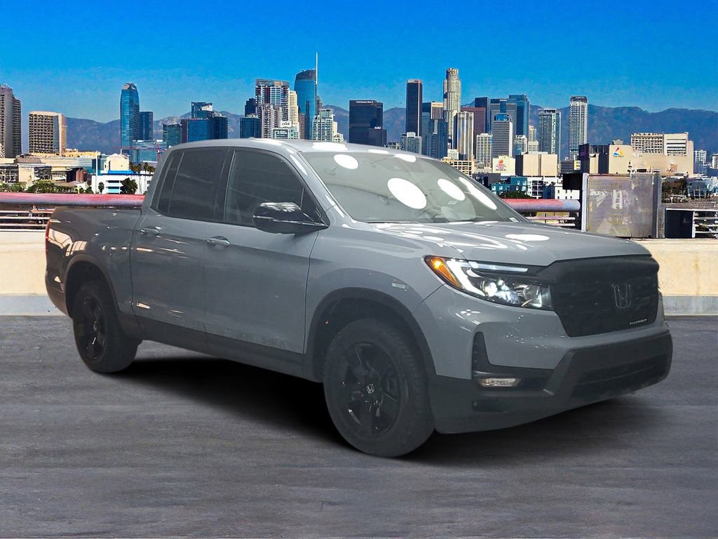 Used 2025 Honda Ridgeline Black Edition image 3