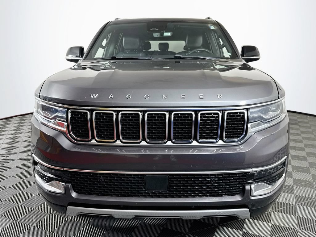 Used 2024 Jeep Wagoneer L Series II w/ Flexible Seating Group AWD/4WD image 2