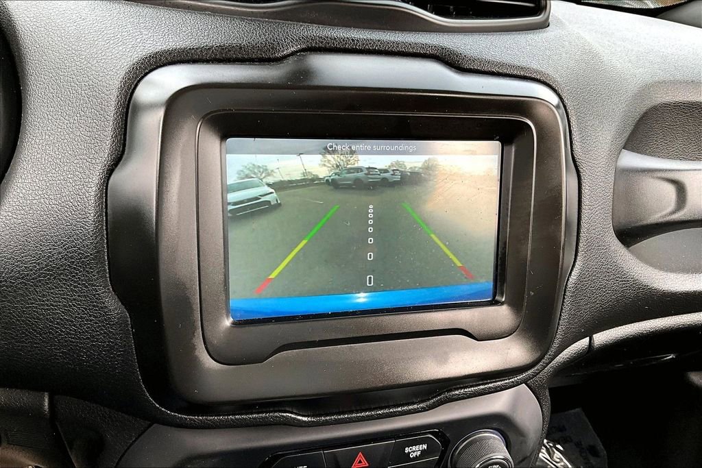 Used 2021 Jeep Renegade Latitude image 11