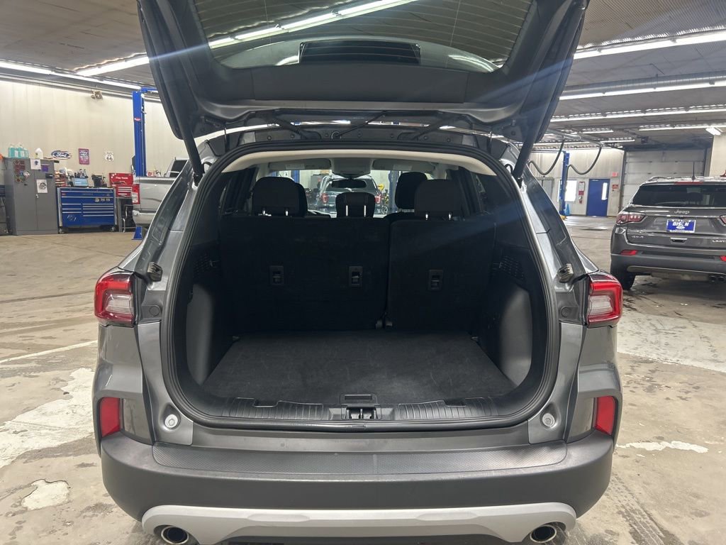 Certified 2024 Ford Escape Active image 5