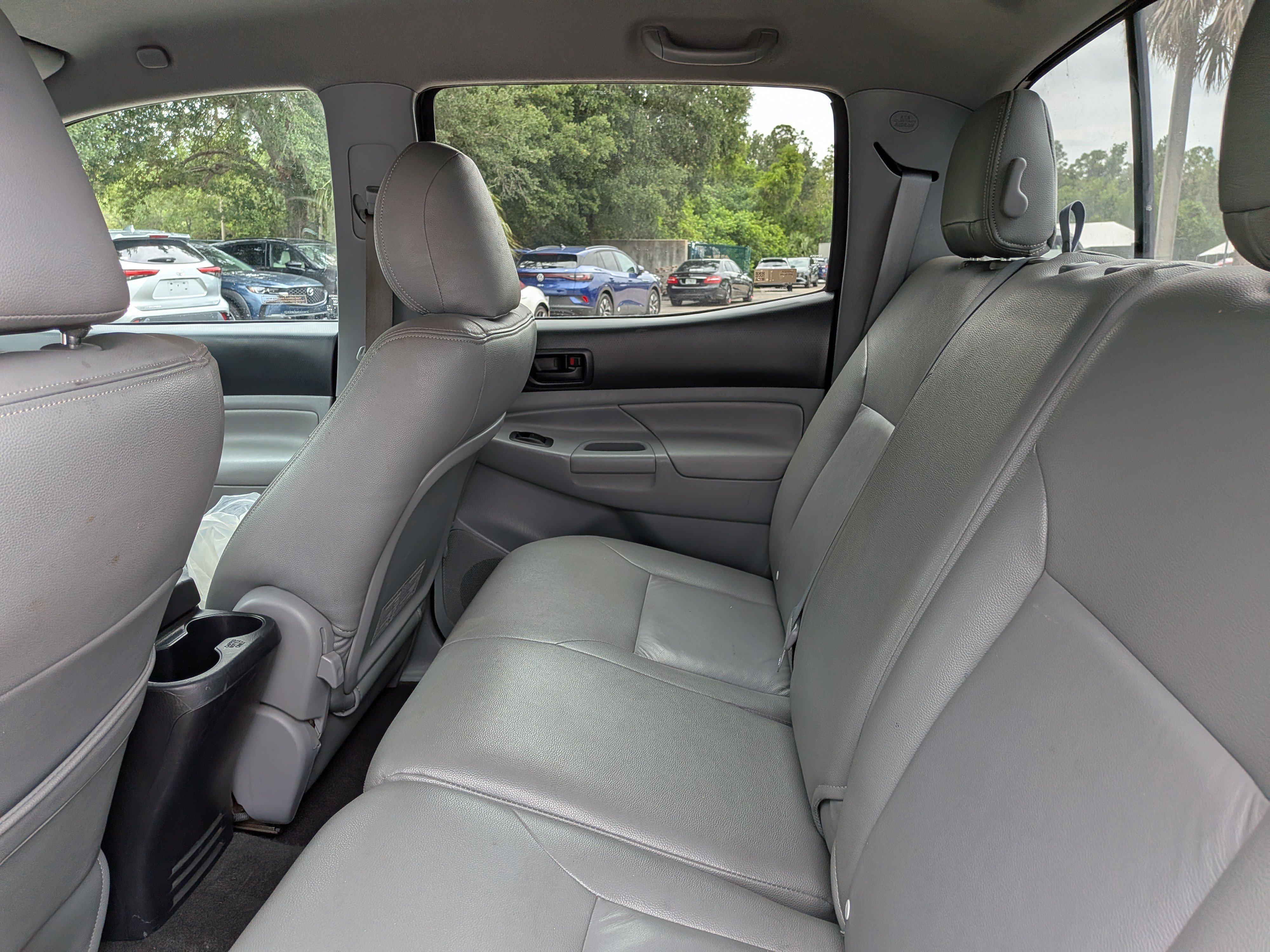 Used 2015 Toyota Tacoma PreRunner w/ SR5 Package RWD image 14