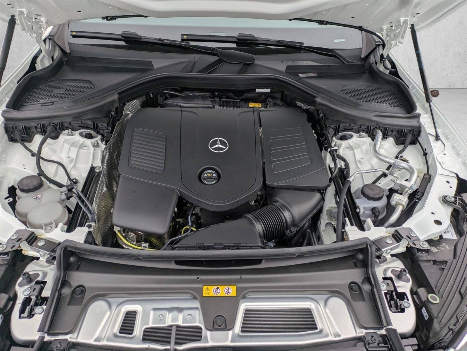 New 2026 Mercedes-Benz GLC 300 4MATIC image 23