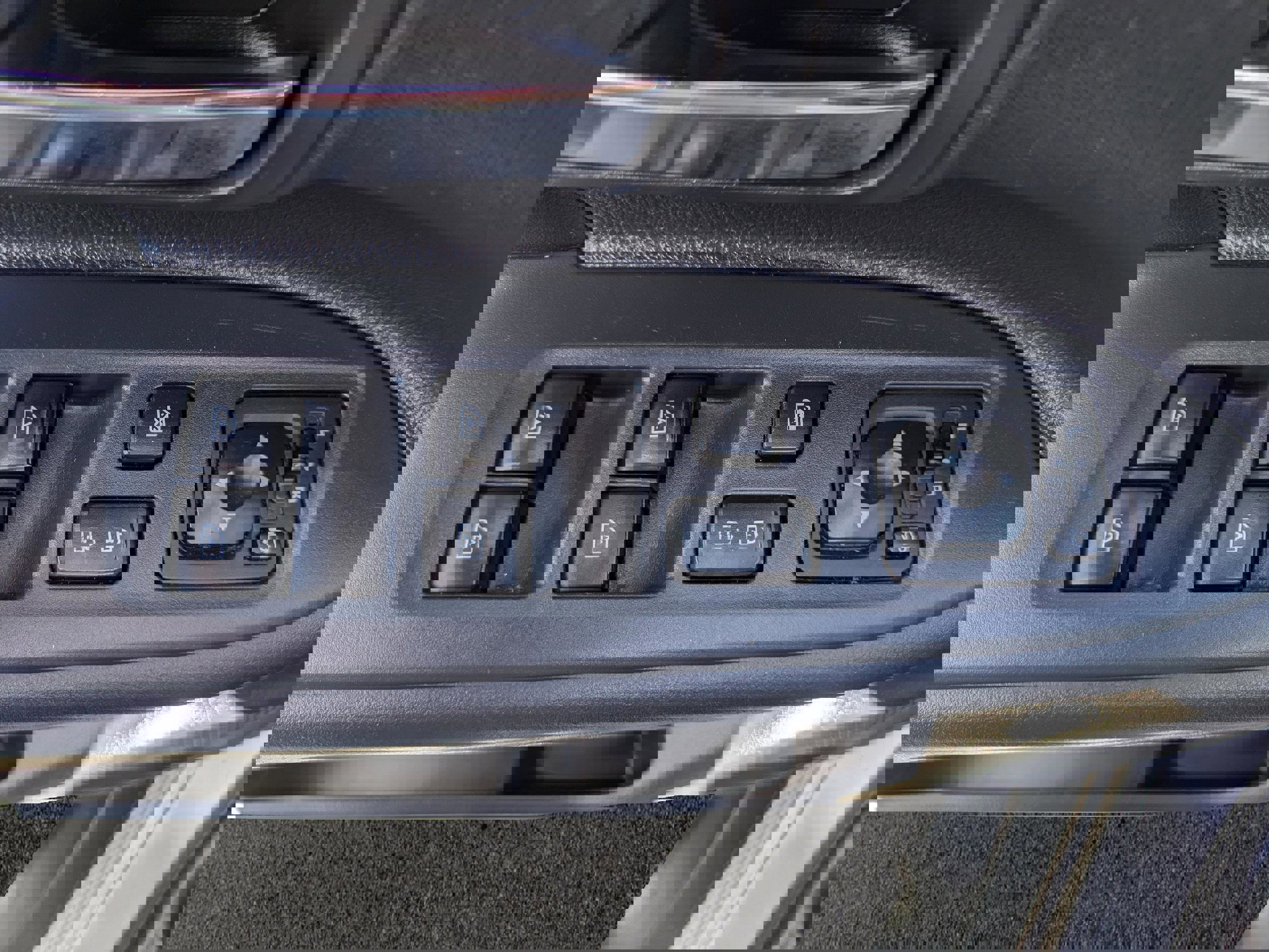 Used 2019 Mitsubishi Outlander SEL image 15