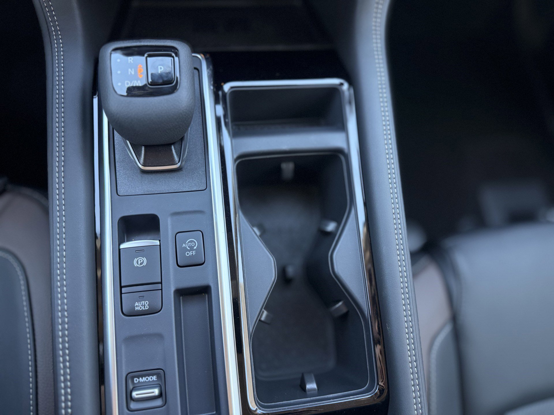 New 2025 Nissan Pathfinder Platinum image 11