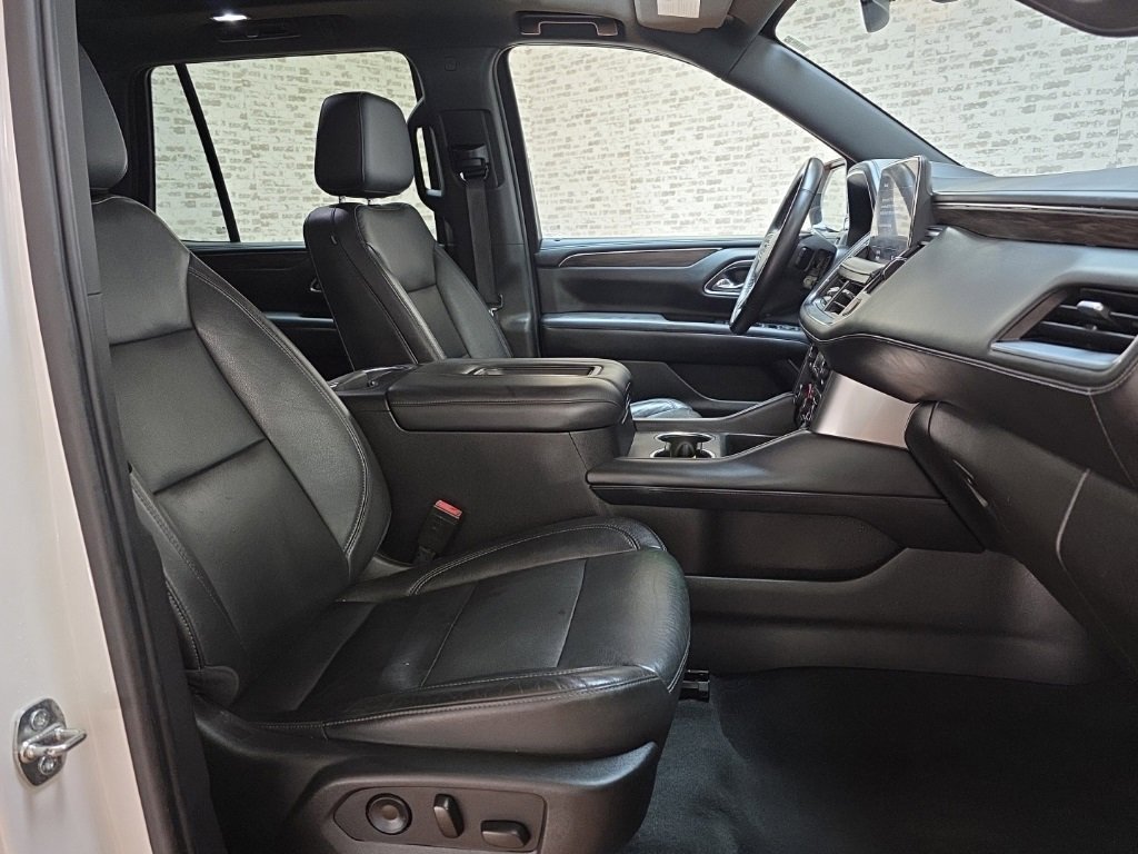 Used 2021 Chevrolet Tahoe Z71 w/ Z71 Signature Package image 12