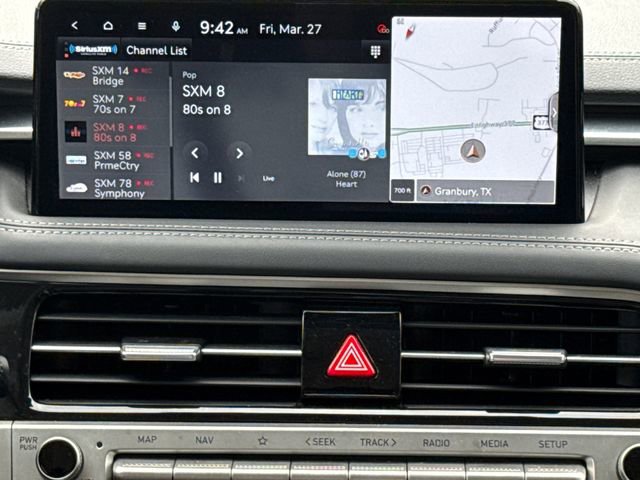 Used 2025 Genesis G70 2.5T image 10