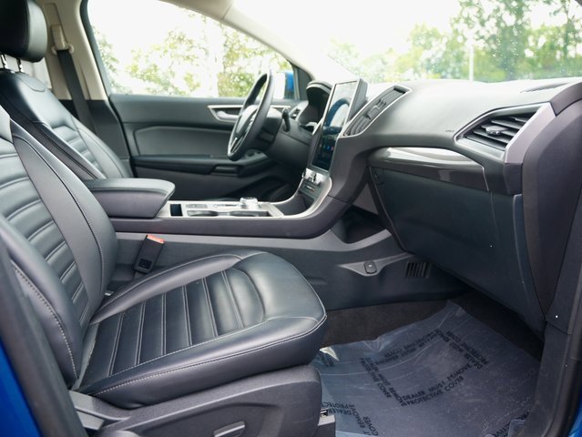Used 2024 Ford Edge SEL image 8