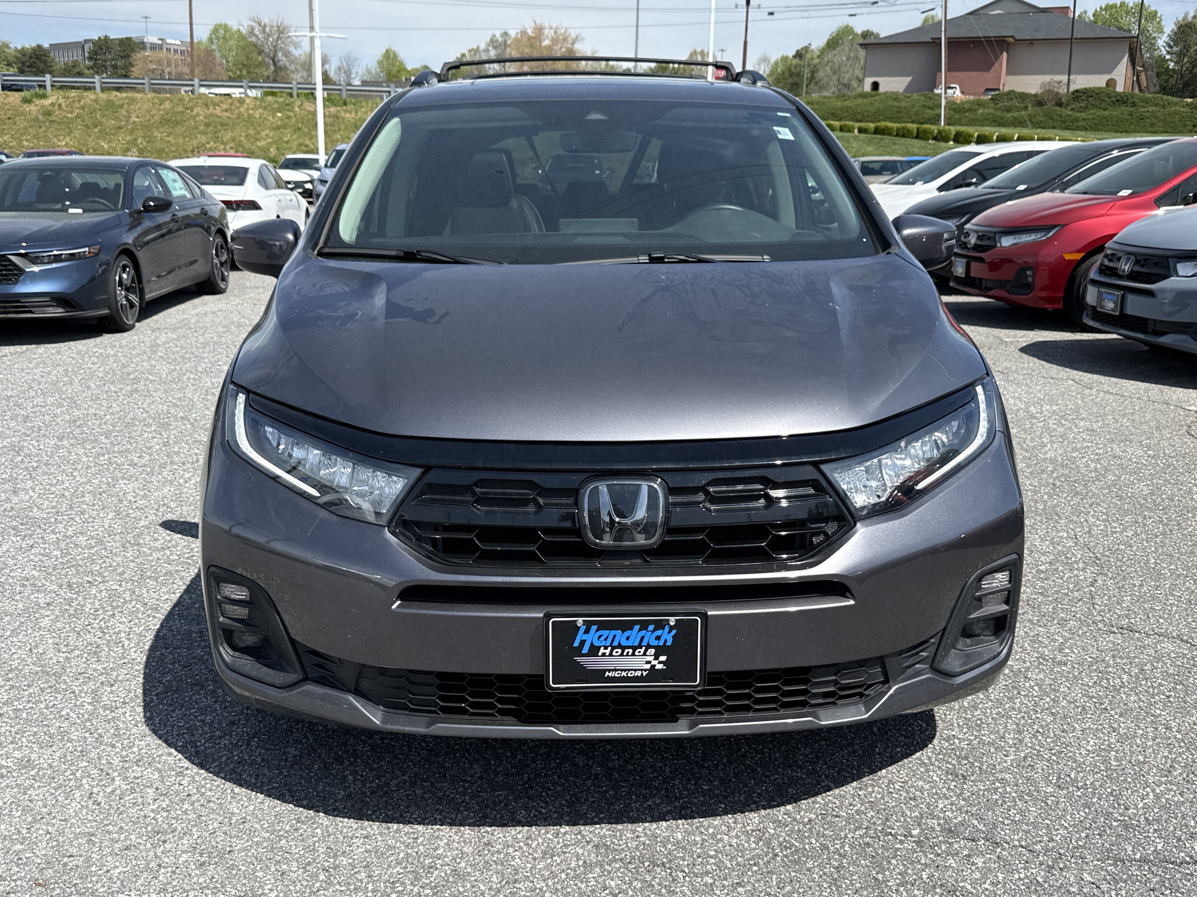 Certified 2025 Honda Odyssey Touring image 3