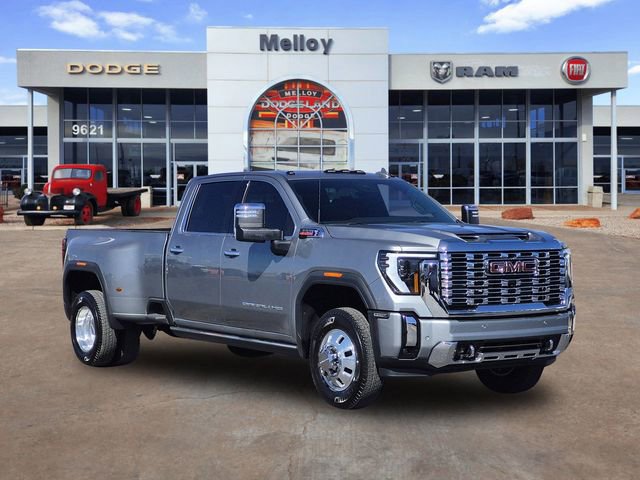 Used 2025 GMC Sierra 3500 Denali w/ Denali Reserve Package image 2