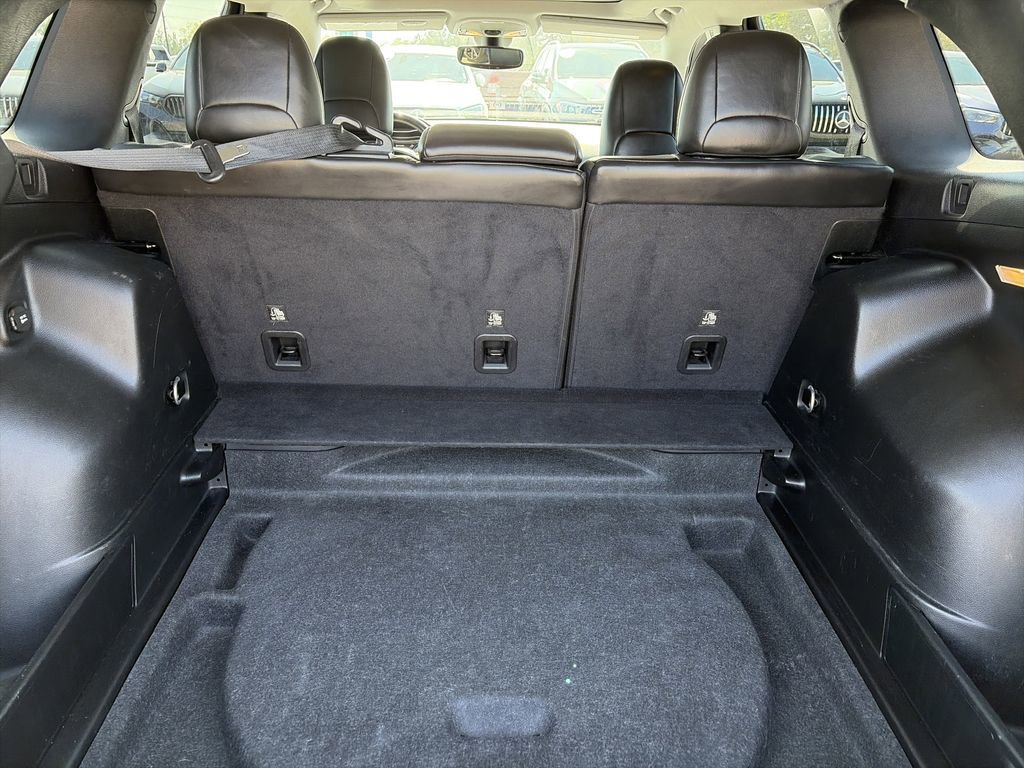 Used 2019 Jeep Cherokee Limited AWD/4WD image 14