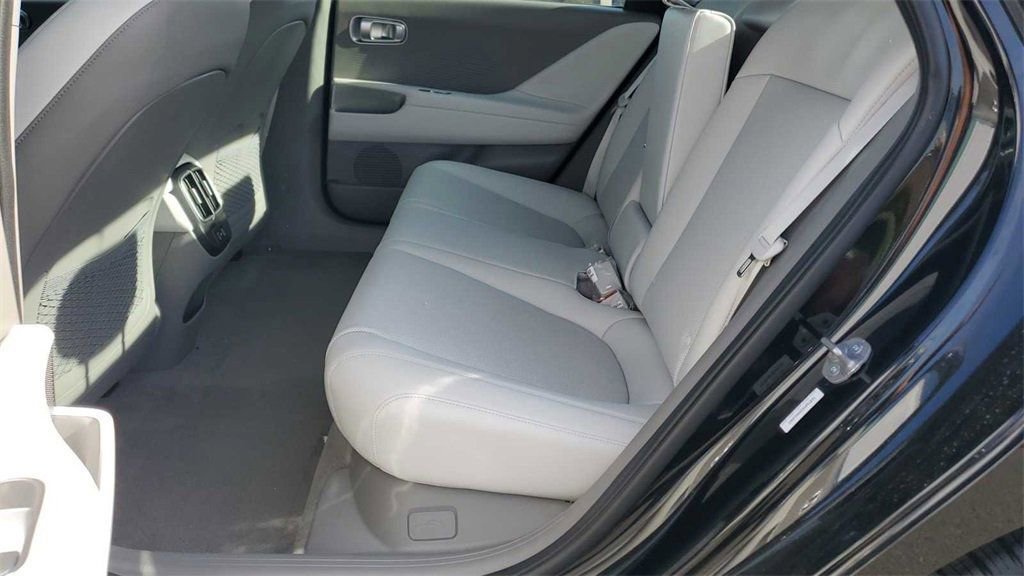 New 2025 Hyundai Ioniq 6 SEL image 13