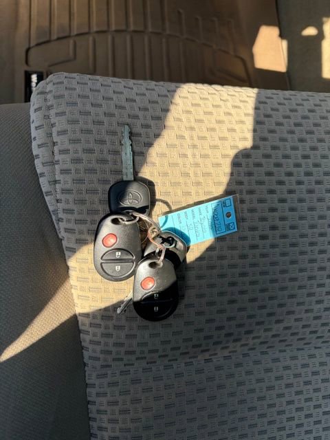 Used 2010 Toyota Tundra 4x4 Double Cab image 34