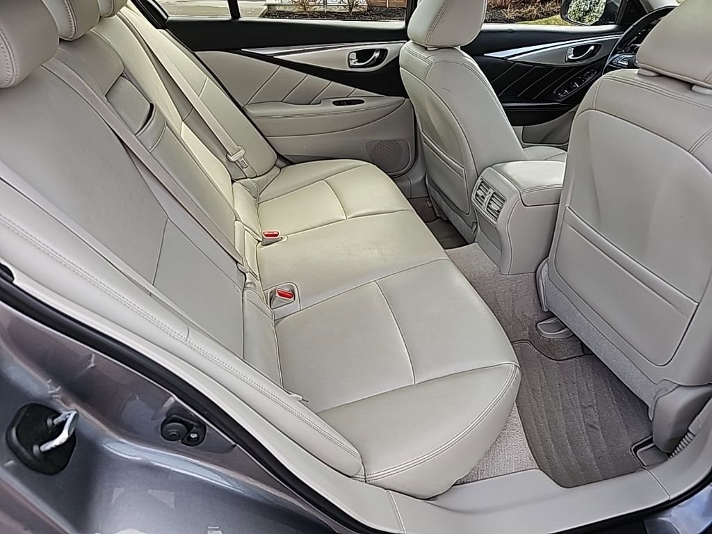 Used 2020 INFINITI Q50 Luxe w/ Essential Package (3.0T Luxe) image 27