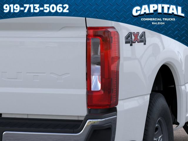 New 2026 Ford F250 XL w/ XL Chrome Package AWD/4WD image 21