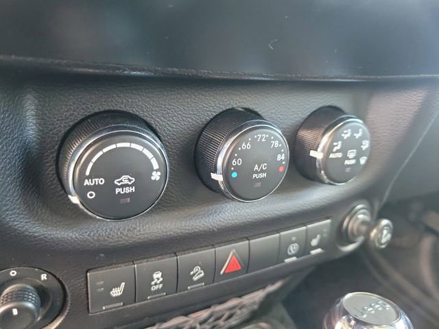 Used 2017 Jeep Wrangler Unlimited Sahara w/ Mopar Chrome Edition Group image 24