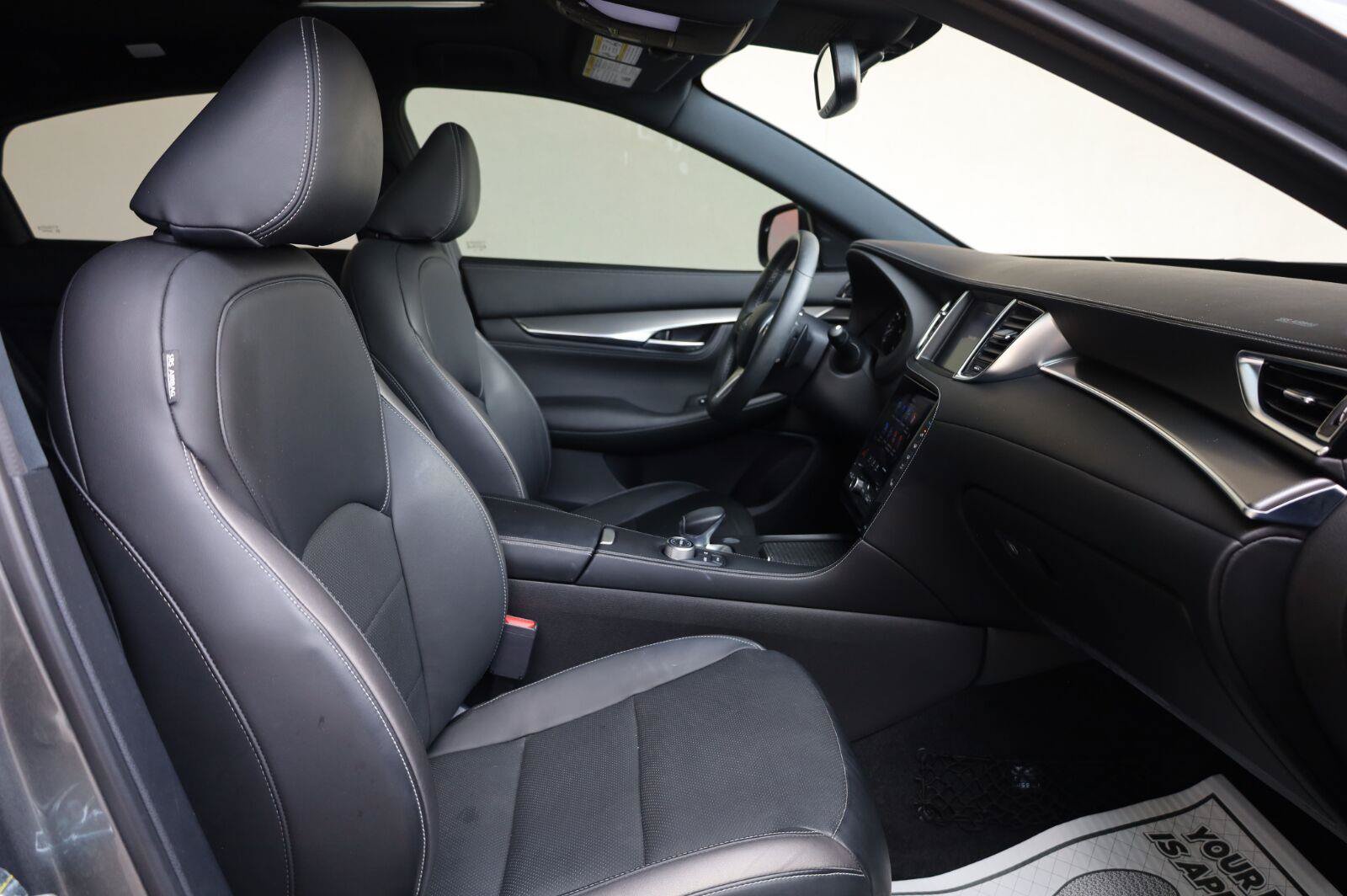 Used 2023 INFINITI QX55 Luxe w/ Cargo Package AWD/4WD image 28