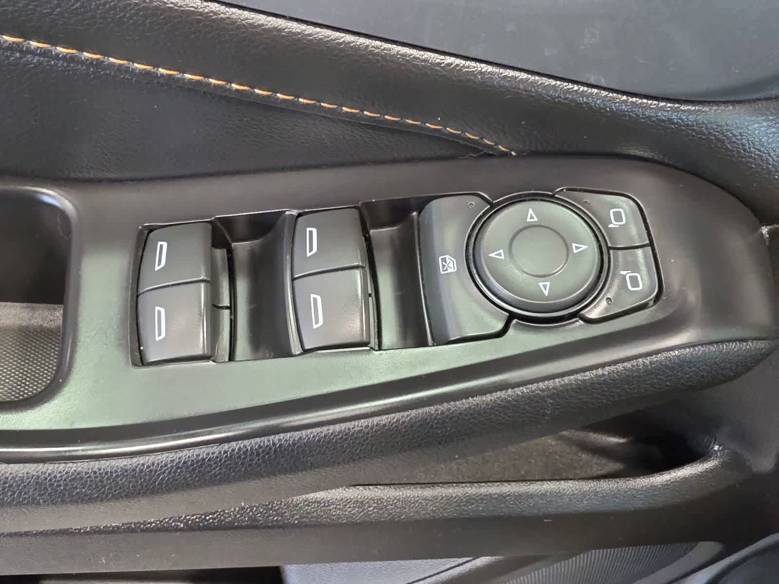Used 2018 Chevrolet Traverse LS FWD image 16