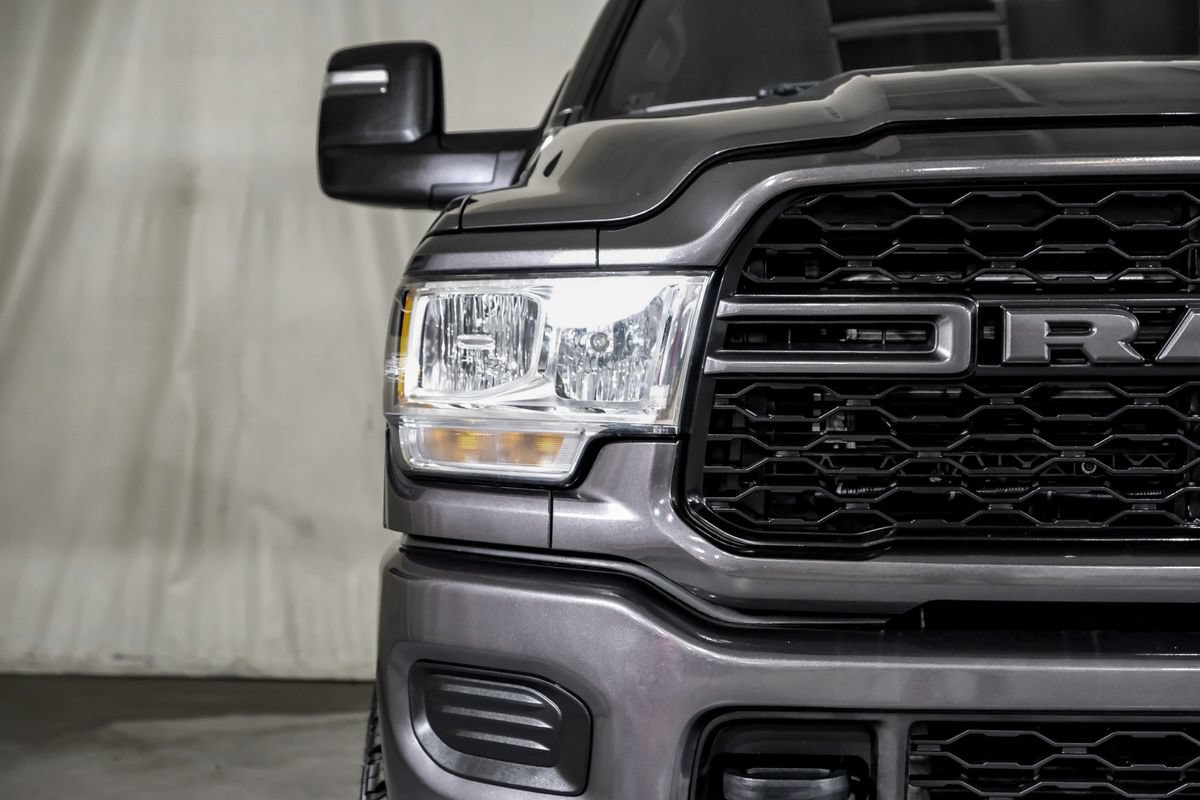 Used 2024 RAM 3500 Tradesman w/ Chrome Appearance Group AWD/4WD image 39