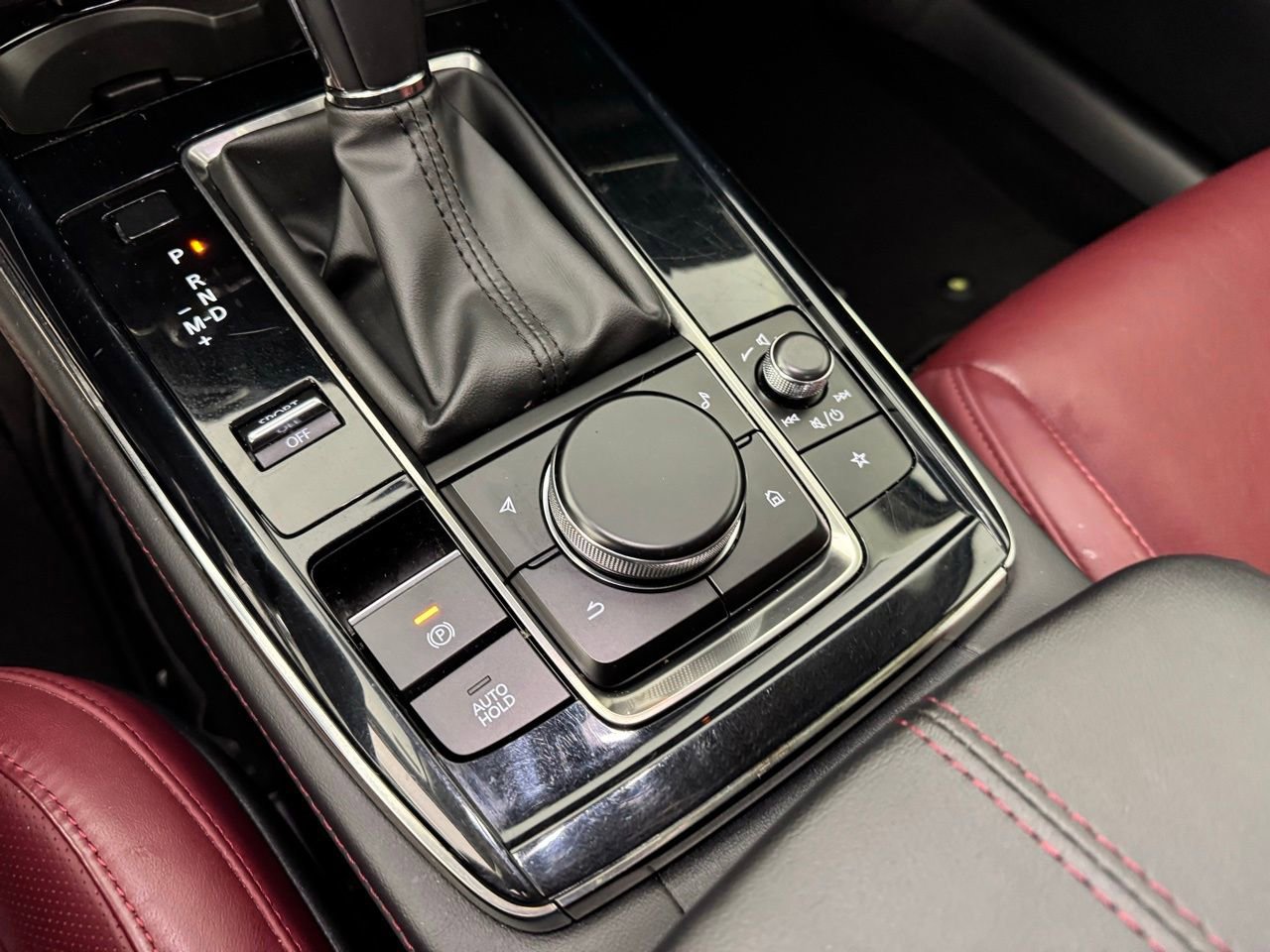 Used 2025 MAZDA CX-30 AWD 2.5 S w/ Preferred Package image 18