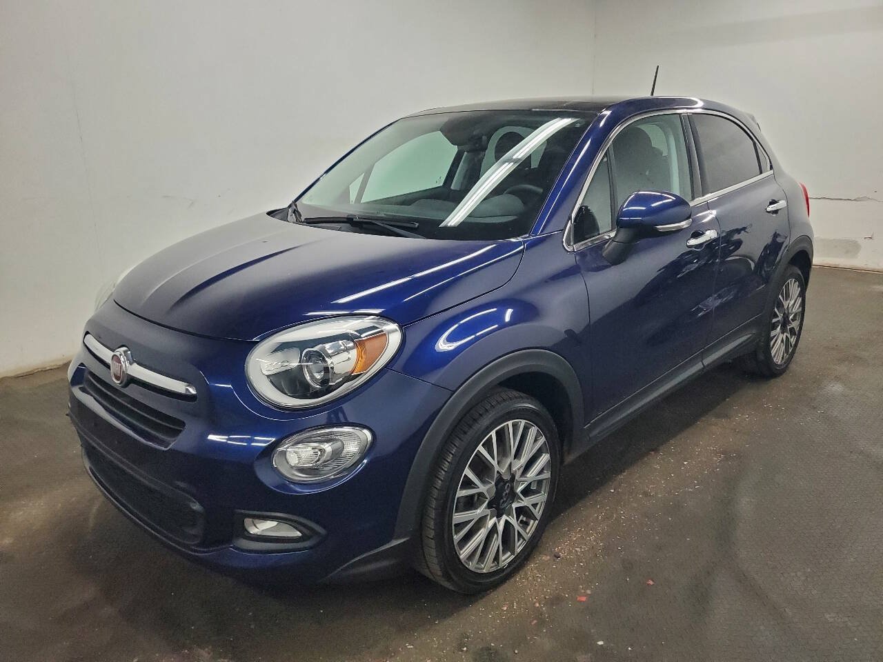 Used 2017 FIAT 500X Lounge w/ Lounge Premium Package (FWD) image 1